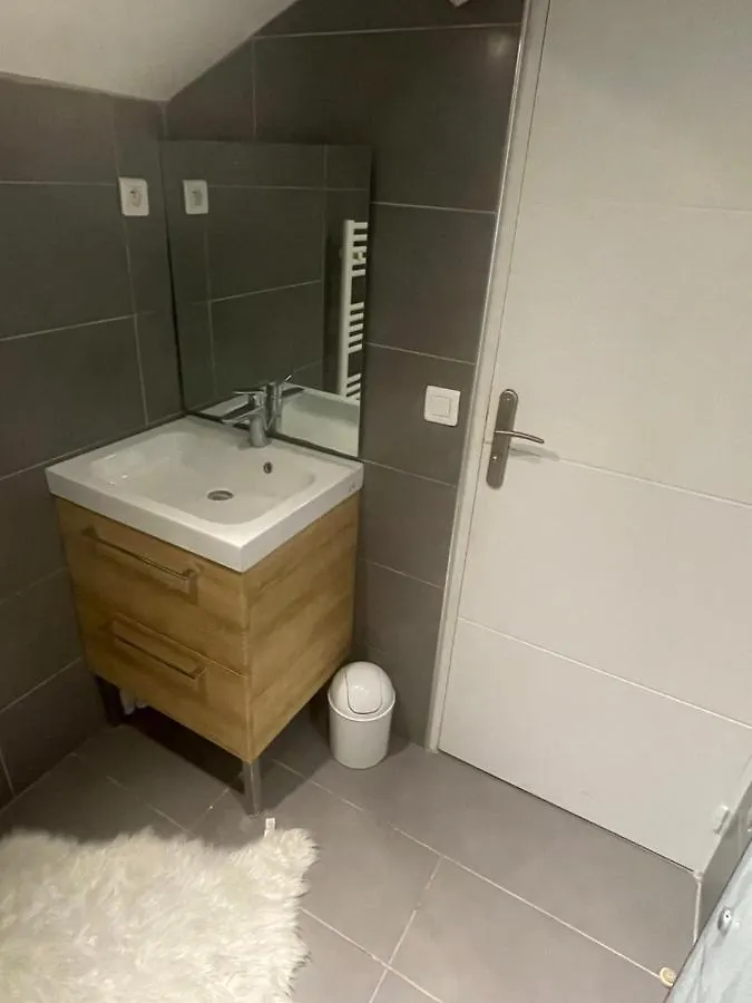 Beau Appartement Calme A Partager Μασσαλία